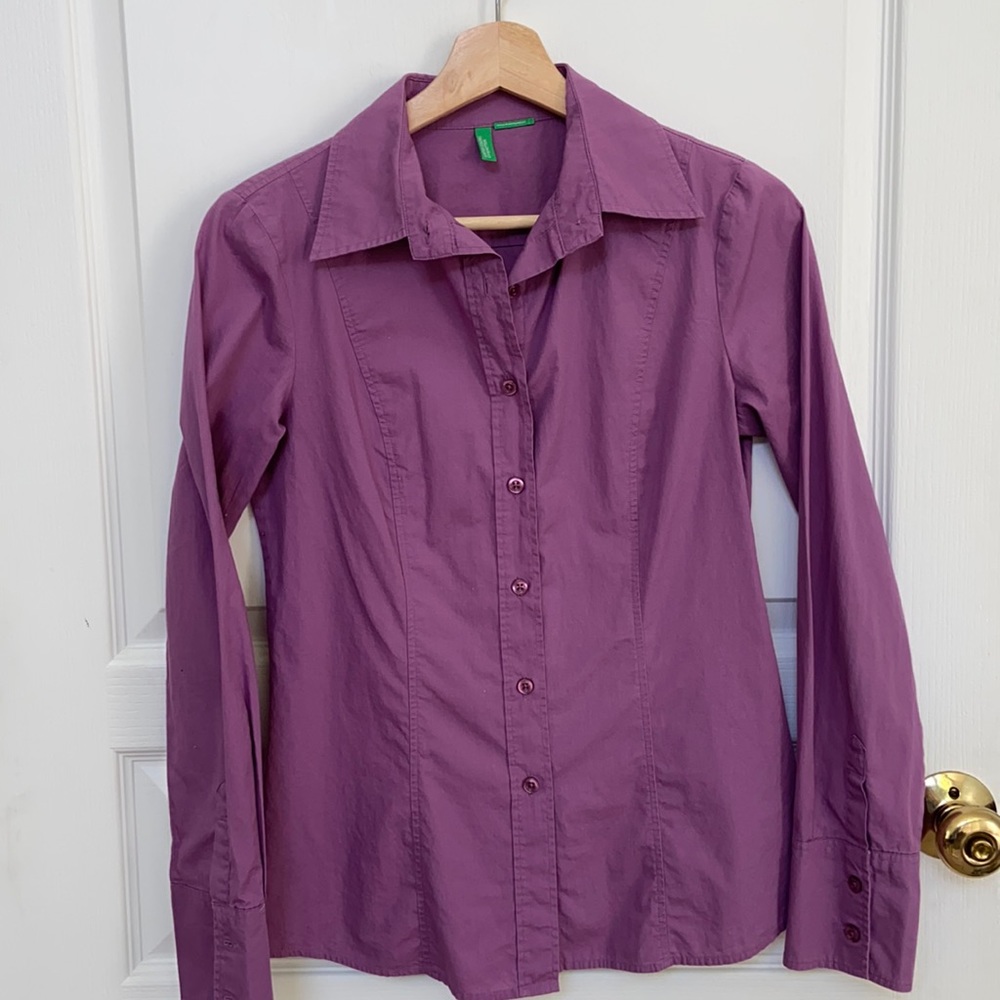 Benetton button down purple shirt
